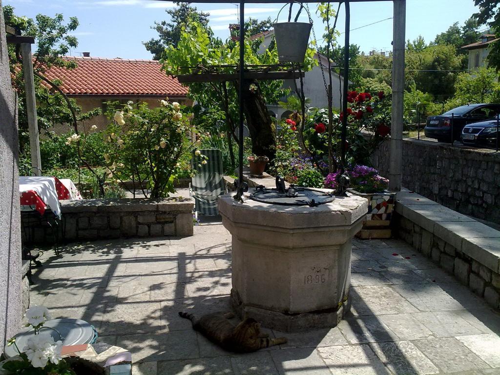 Guesthouse Kuca Na Sterne Ловран Экстерьер фото
